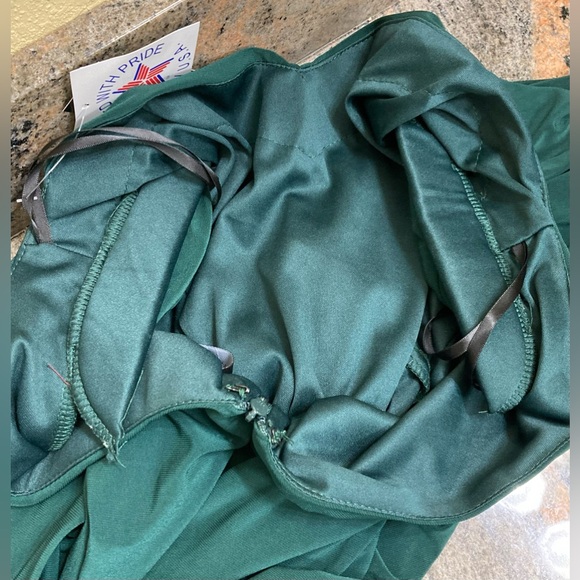 NWT Drape Back Column Gown Betsy & Adam SIZE 22 WIDE - Picture 7 of 9